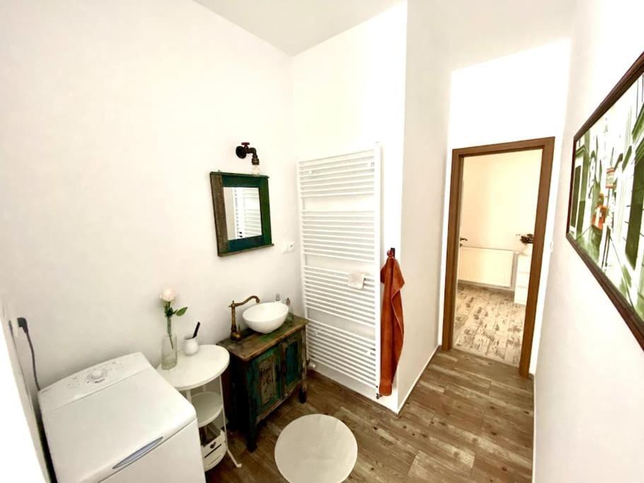 Residence Park Lovely Apartman With Private Parking Kysucke Nove Mesto Dış mekan fotoğraf