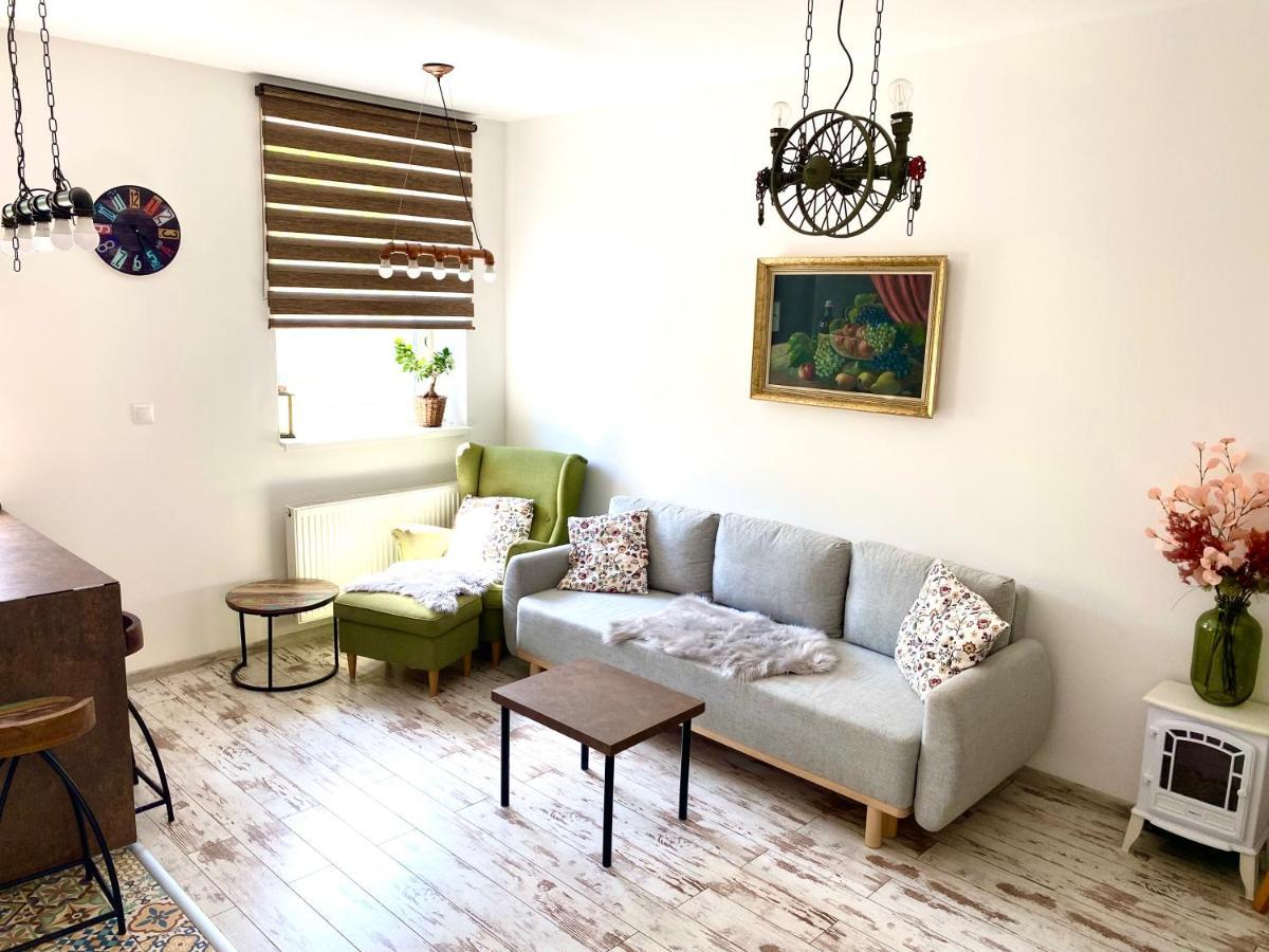 Residence Park Lovely Apartman With Private Parking Kysucke Nove Mesto Dış mekan fotoğraf